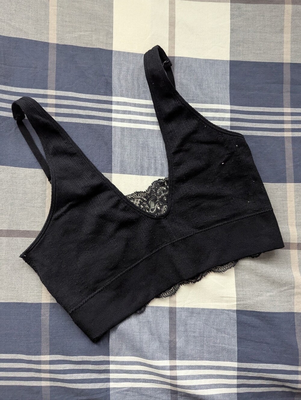 Seamless Lace-Trim Wireless Bralette